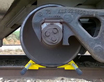 Spark-Proof Urethane Heavy-Duty Double Wheel Chock (Exposed Rail)