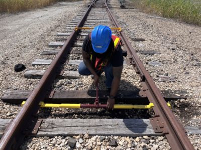 4023-51 Track Gauge Spreader Base of Rail
