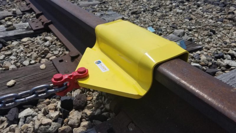 Rail Pull Grabber