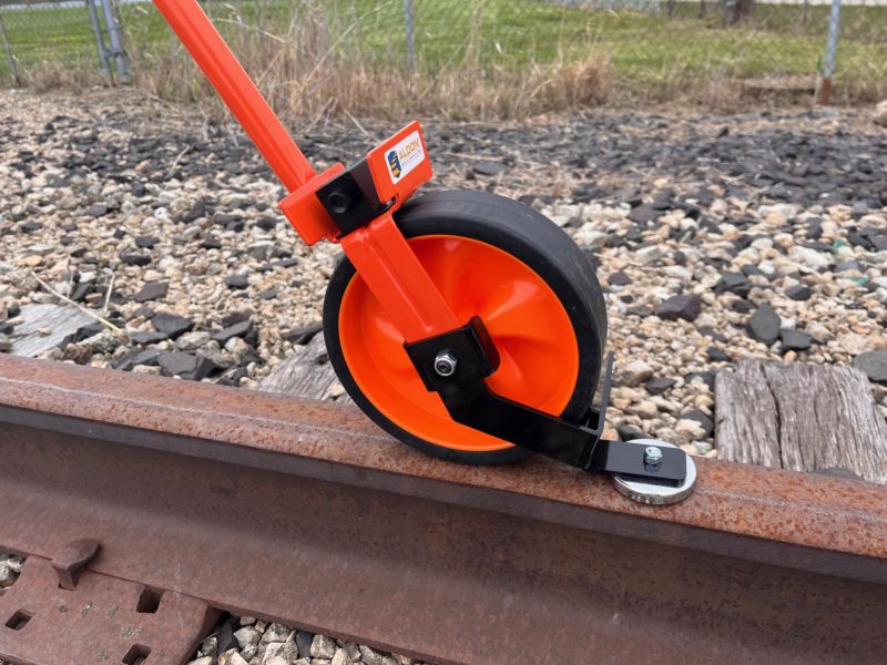 Magnetic Rail Top Distance Counter