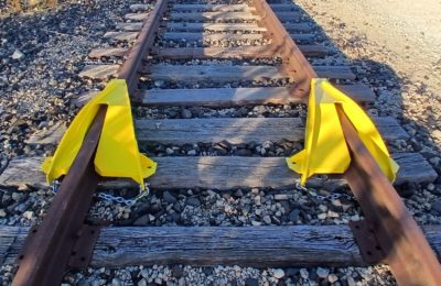 BullFrog Straddle Type Rerailer 90-142 lbs. Rail